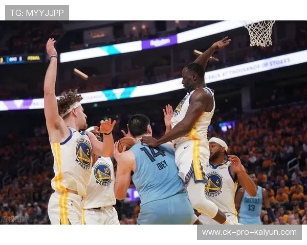 季后赛最震撼的逆转瞬间回放!,季后赛最震撼的逆转瞬间回放是哪一期 季后赛最震撼的逆转瞬间回放!,季后赛最震撼的逆转瞬间回放是哪一期