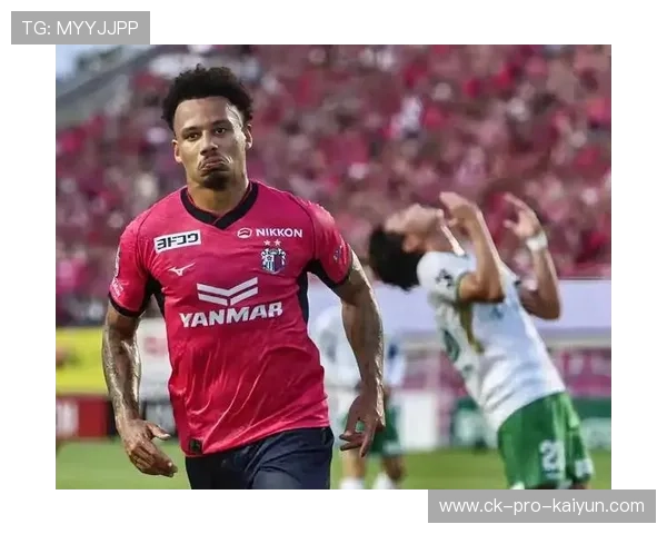 上海申花锋线火力再升级，新锋霸转会加盟